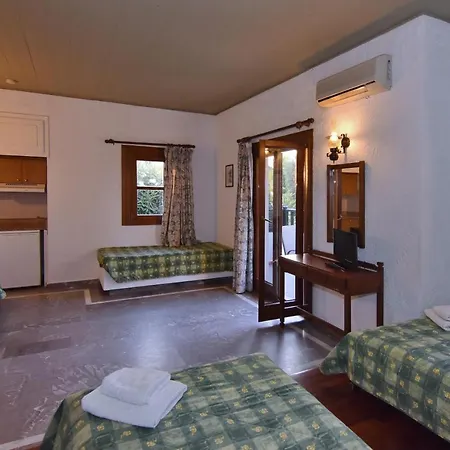 Apartahotel Lyda