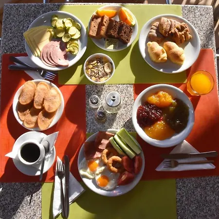Apartahotel Lyda
